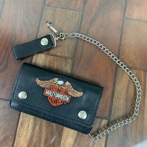 Harley Davidson - Women’s Leather Wallet and Chain